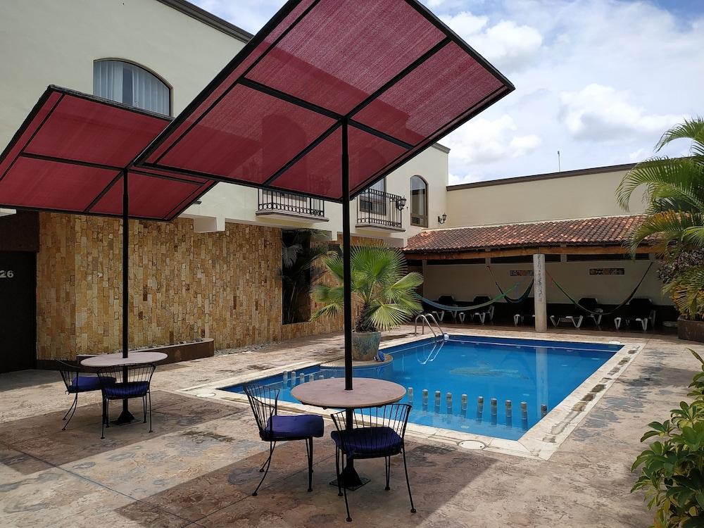 Hotel Dubrovnik Мерида Екстериор снимка