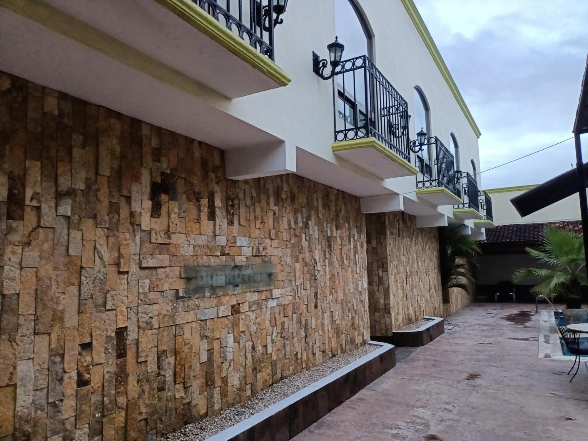 Hotel Dubrovnik Мерида Екстериор снимка