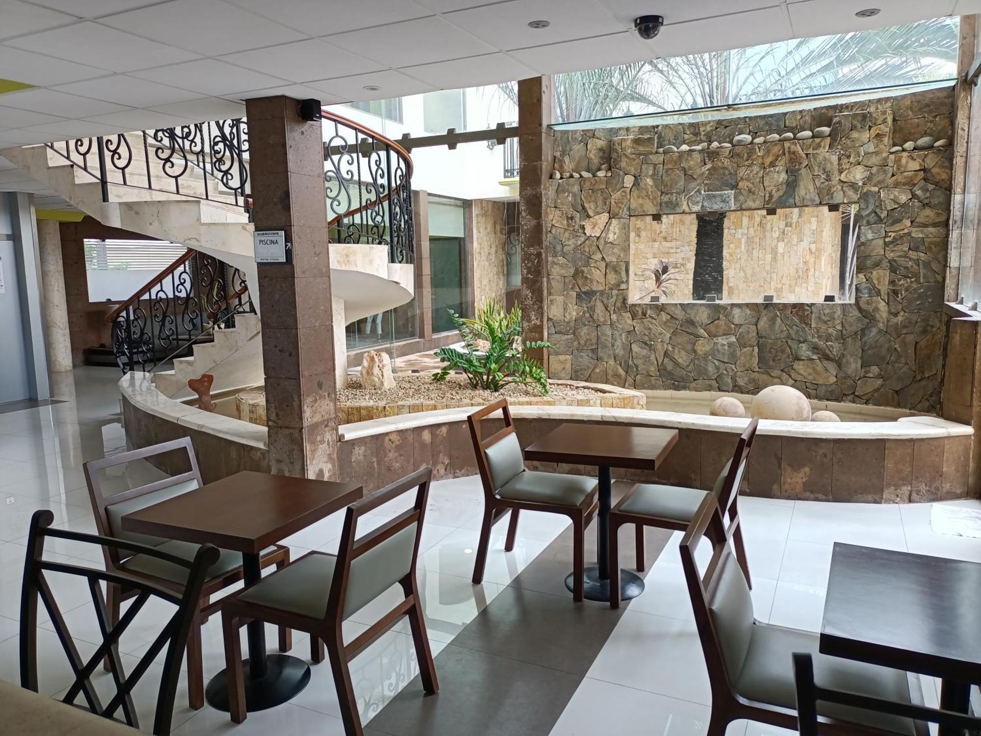 Hotel Dubrovnik Мерида Екстериор снимка
