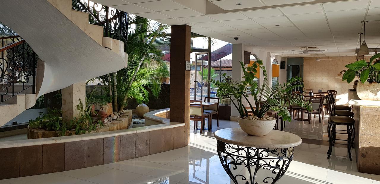 Hotel Dubrovnik Мерида Екстериор снимка